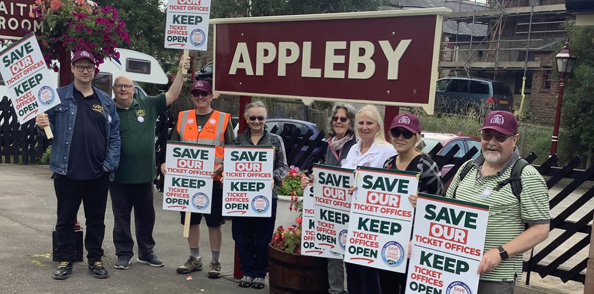 Protestors at Appleby Station August 2023
